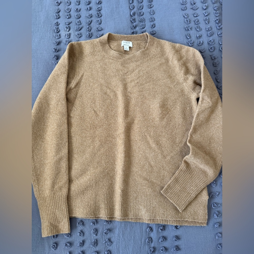 J Crew Women’s Sweater - Picture 2 of 5